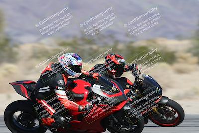 media/Dec-01-2025-Moto Forza (Mon) [[2daa91e15f]]/2-Intermediate Group/Session 3 (Turn 7 Inside Pans)/